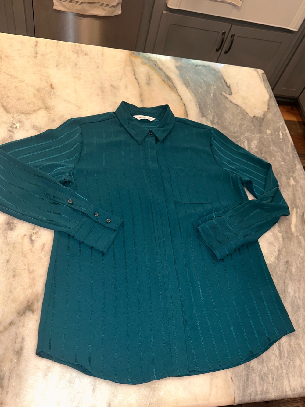 Nine West Size Medium Women's Long-Sleeve Textured Button-Up Shirt in Deep Teal - Picture 3 of 11